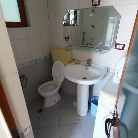 Holiday House * Δυρράχιο